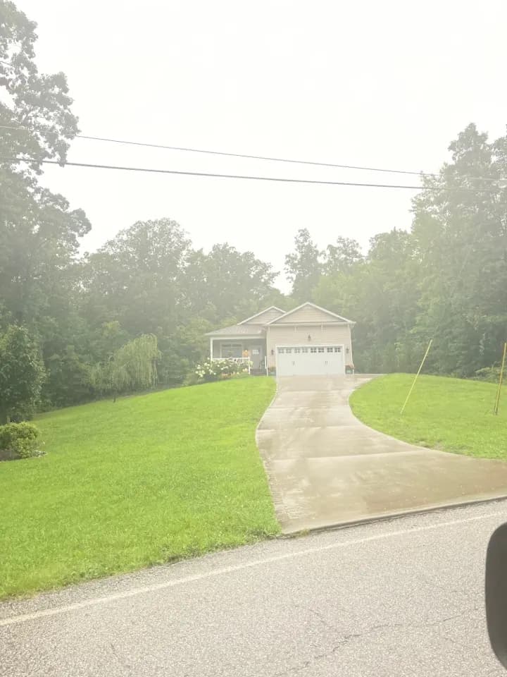 Shingle roof repair., Kingston
