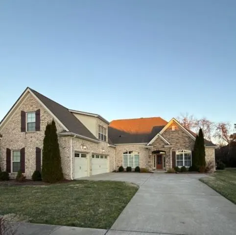 Roof repair., Murfreesboro