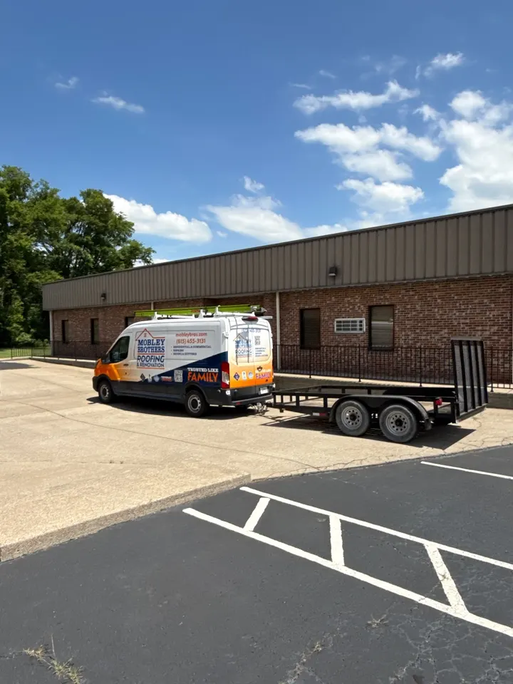Gutter cleaning., Murfreesboro
