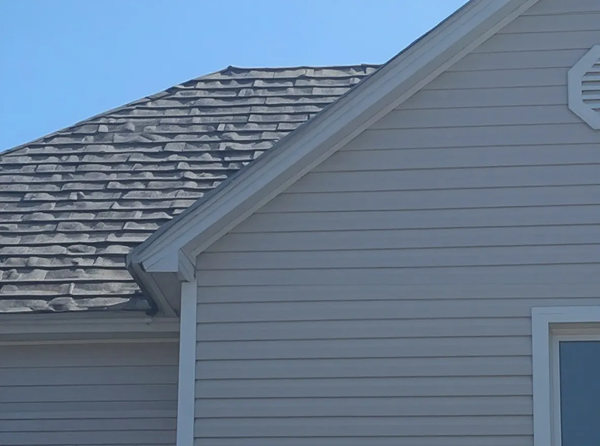 Roof of a home in Louisville, job photo: free quote for a roof replacement