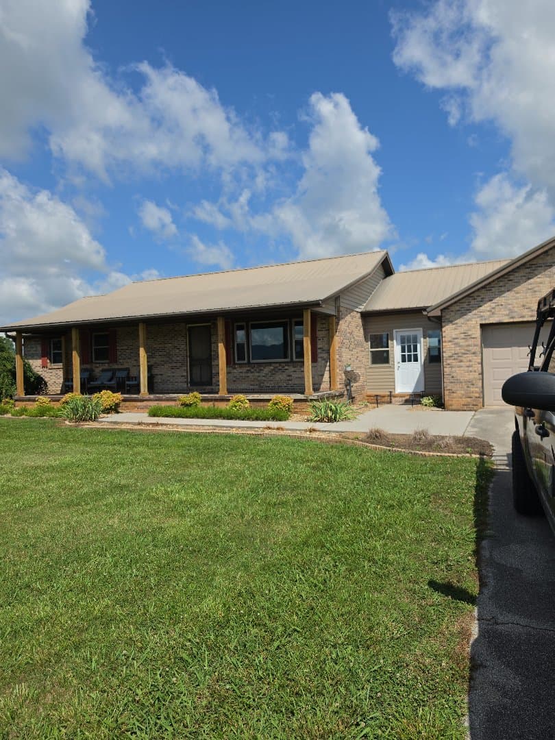Quoting a residential metal roof repair, Maryville